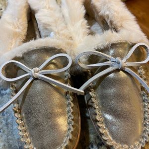Jcrew slippers Metallic Gold sz 8
